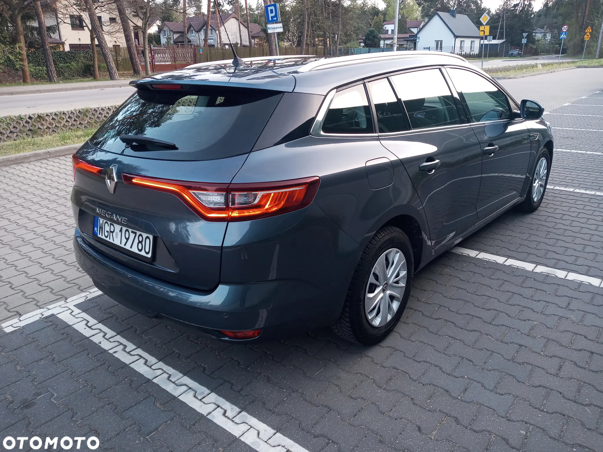 Renault Megane 1.3 TCe FAP Business - 6