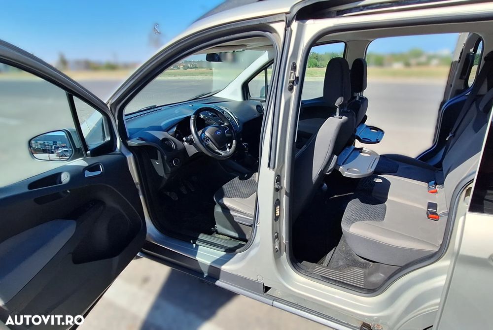 Ford Tourneo Courier 1.0 EcoBoost Trend - 6