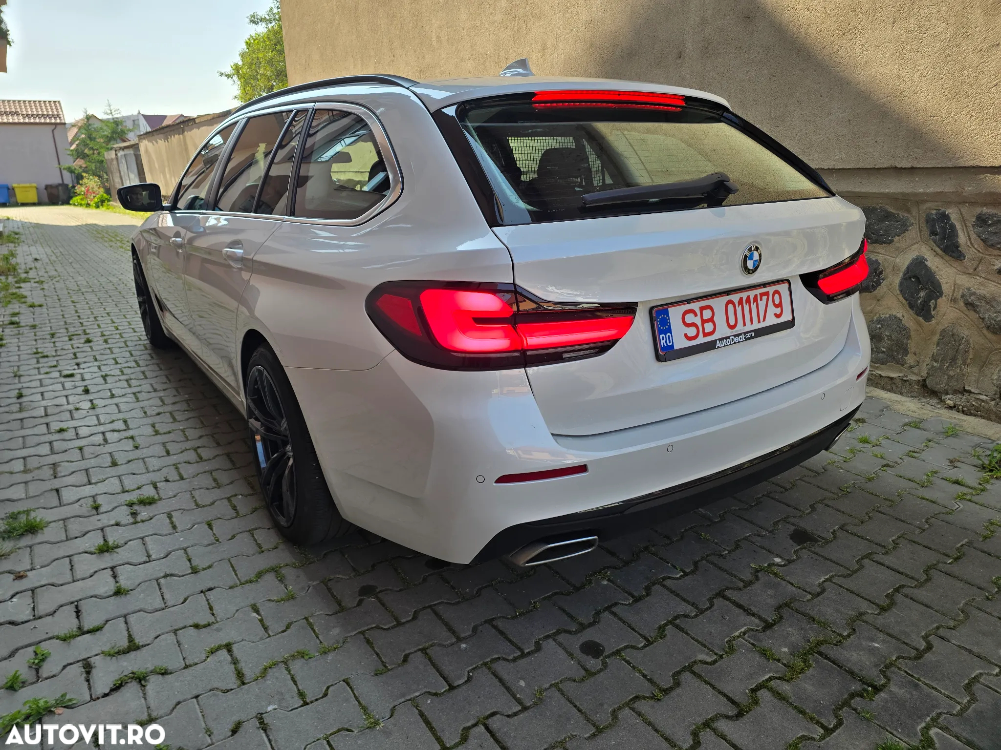 BMW Seria 5 520d Touring Aut. - 9