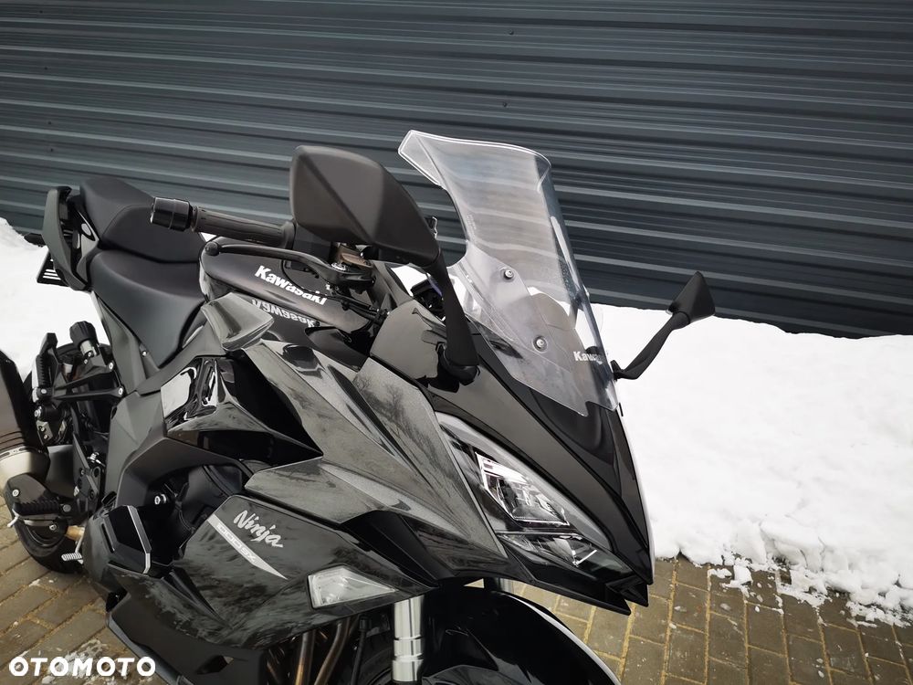 Kawasaki Ninja 1000 SX - 23