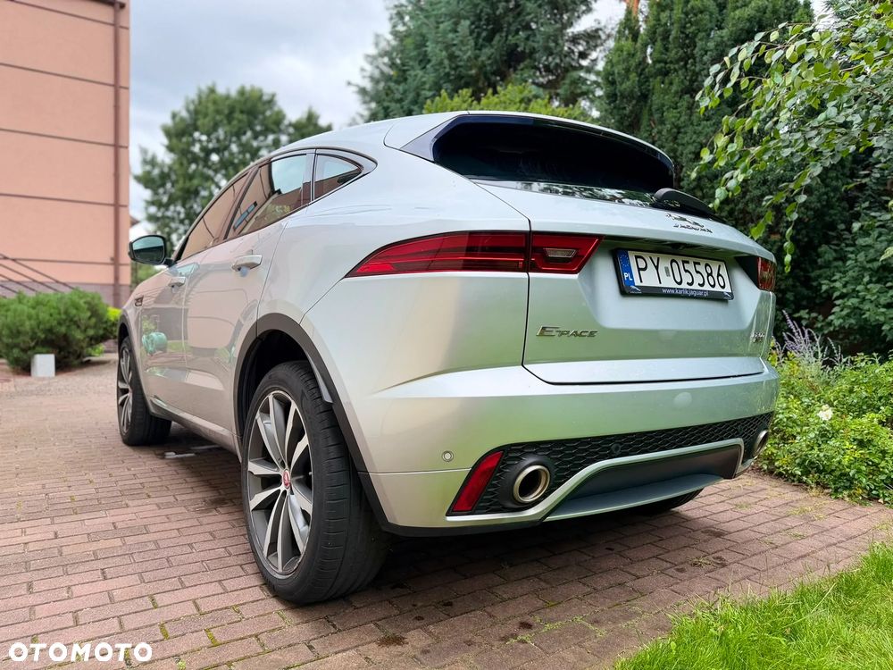 Jaguar E-Pace 2.0 i4P AWD R-Dynamic S - 23