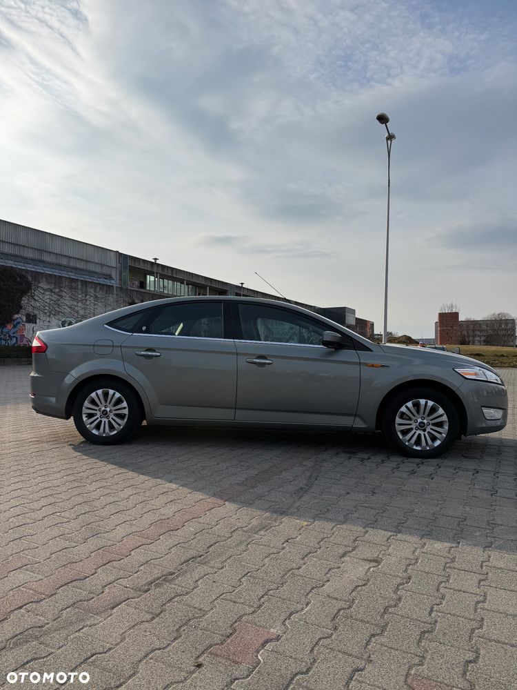 Ford Mondeo - 4