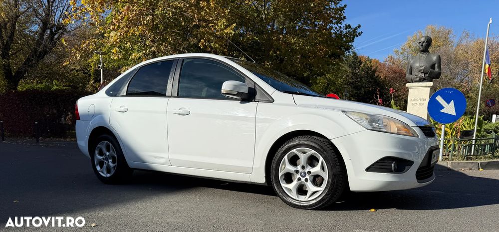 Ford Focus 1.6 TDCi Anniversary - 16