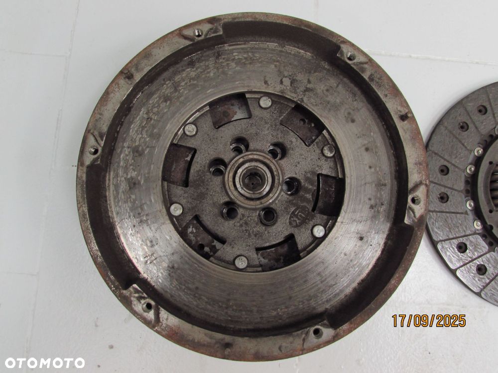 VW CRAFTER 2.0 TDI 11-18 SPRZEGLO KOLO DWUMASOWE 03L105266BF TARCZA 9 mm DOCISK 03L141031T - 4