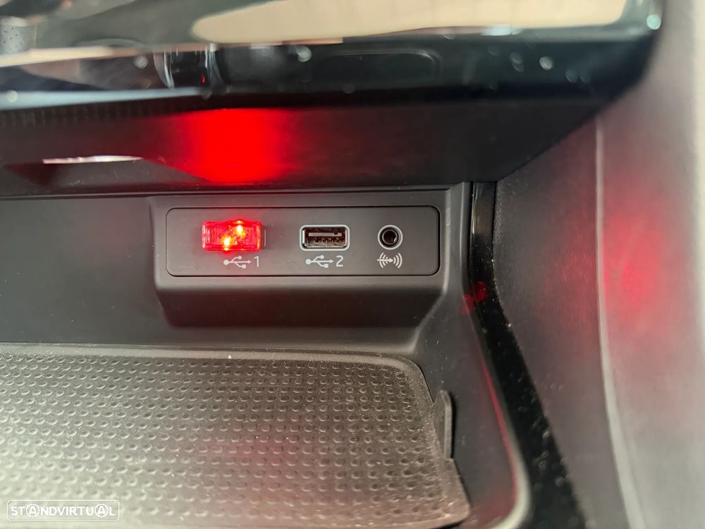 SEAT Leon ST 2.0 TDI FR DSG - 32