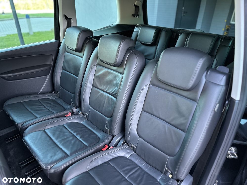 Volkswagen Sharan 2.0 TDI 4MOTION Highline - 31