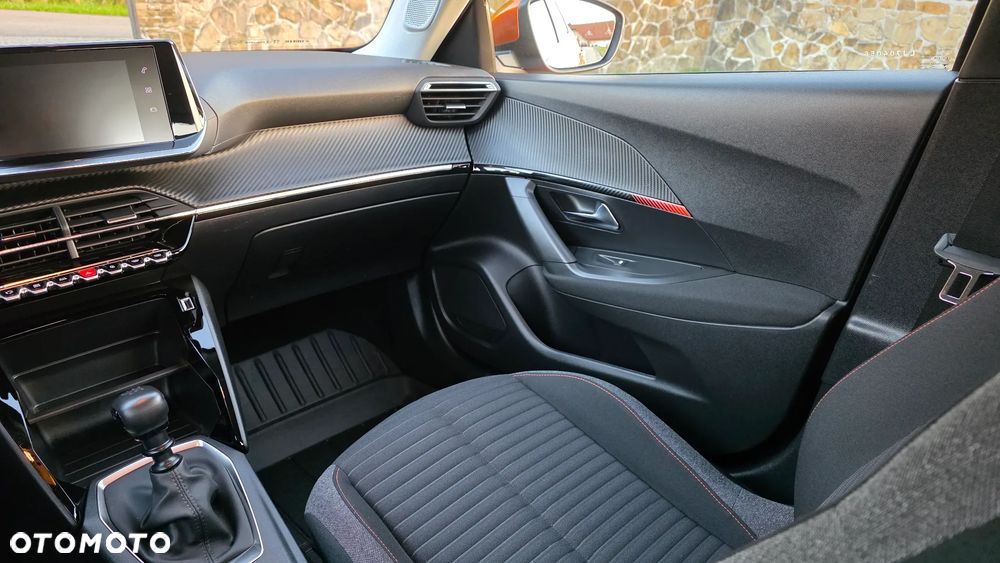 Peugeot 2008 PureTech 100 Stop&Start Allure - 21