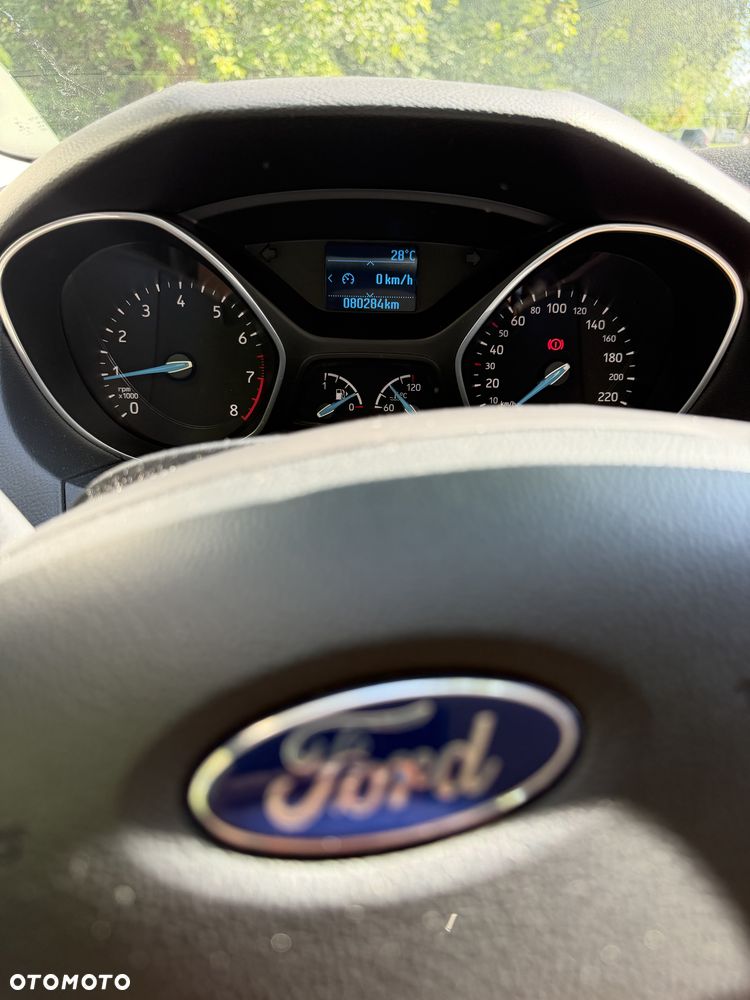 Ford Focus 1.6 Trend - 9