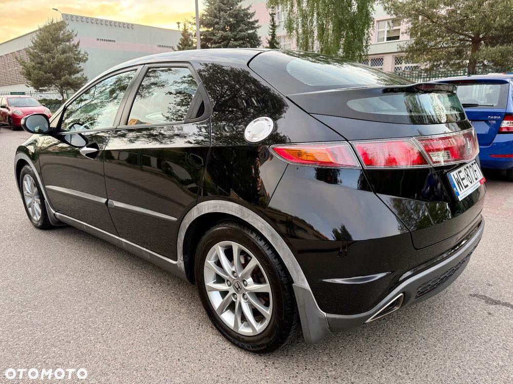 Honda Civic 1.8 Sport - 6