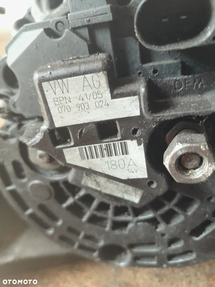 Alternator VW T5 2.5 TDI - 3