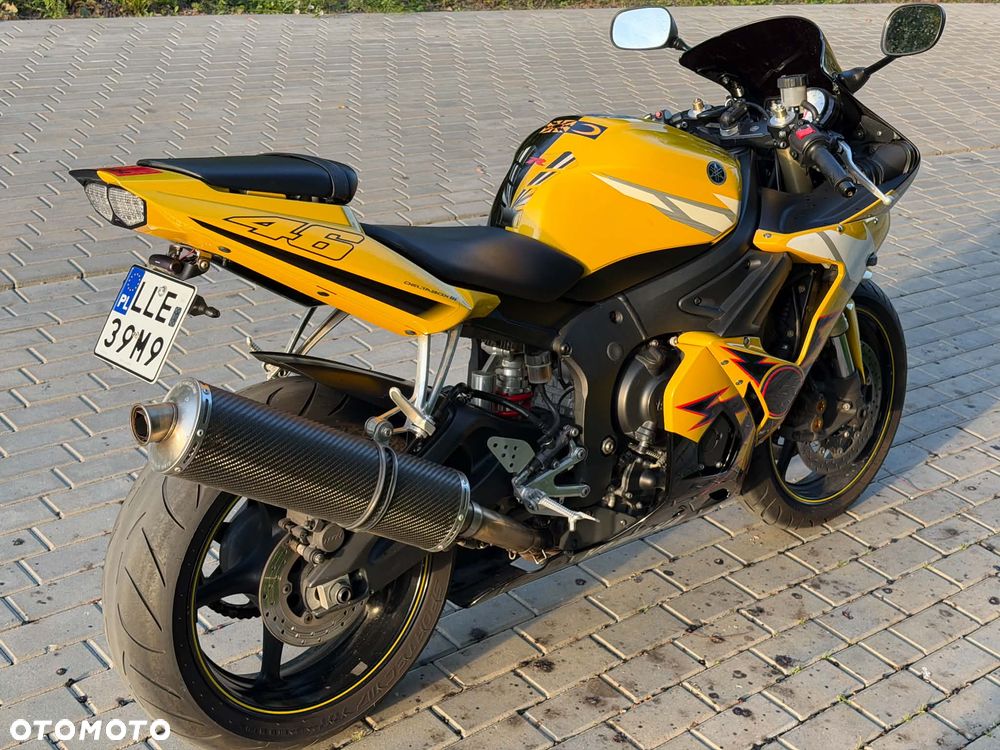 Yamaha R6 - 5