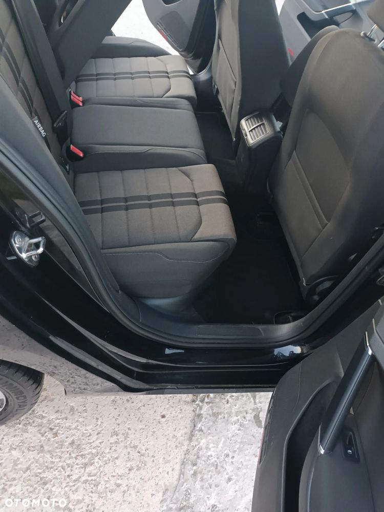 Volkswagen Golf 2.0 BlueTDI DSG Comfortline - 23