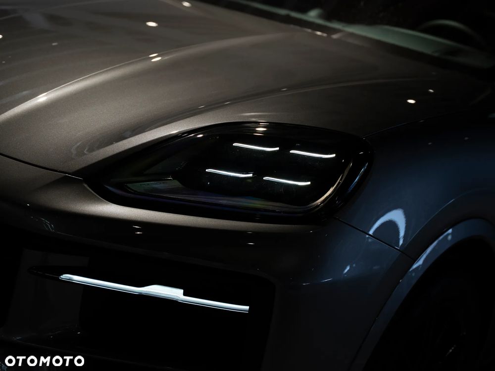 Porsche Cayenne Standard - 14