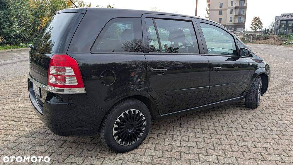 Opel Zafira 2009 photo 4
