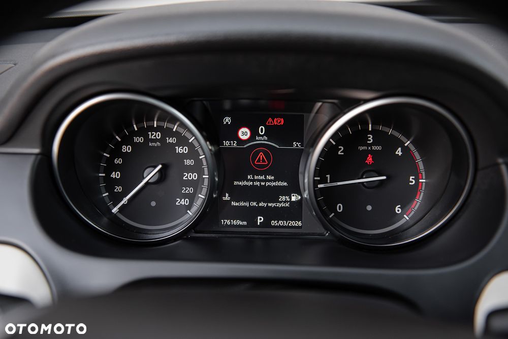 Land Rover Discovery Sport 2.0 D180 R-Dynamic HSE - 25