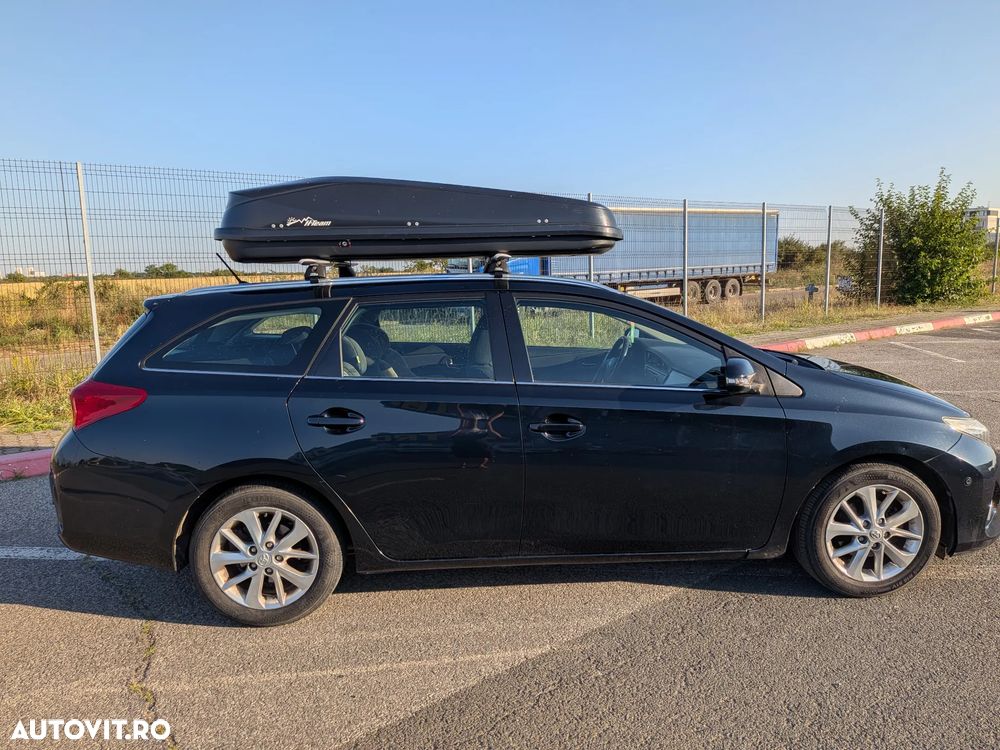 Toyota Auris 1.4 D-4D - 4