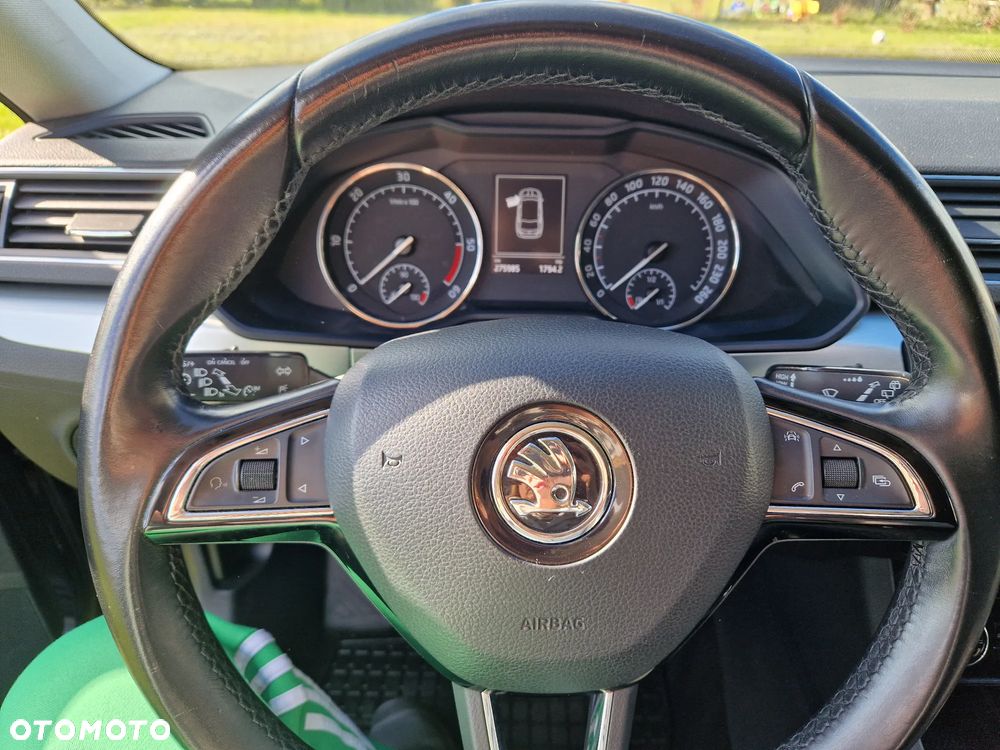 Skoda Superb 2.0 TDI Ambition - 12