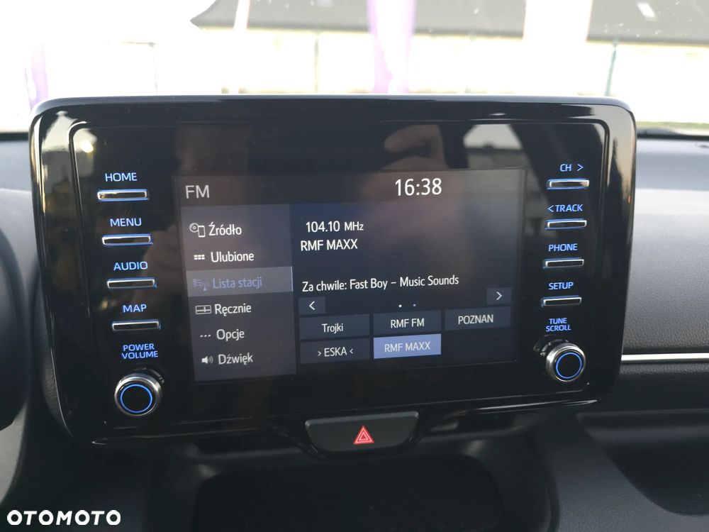 Toyota Yaris Hybrid 1.5 Comfort - 24