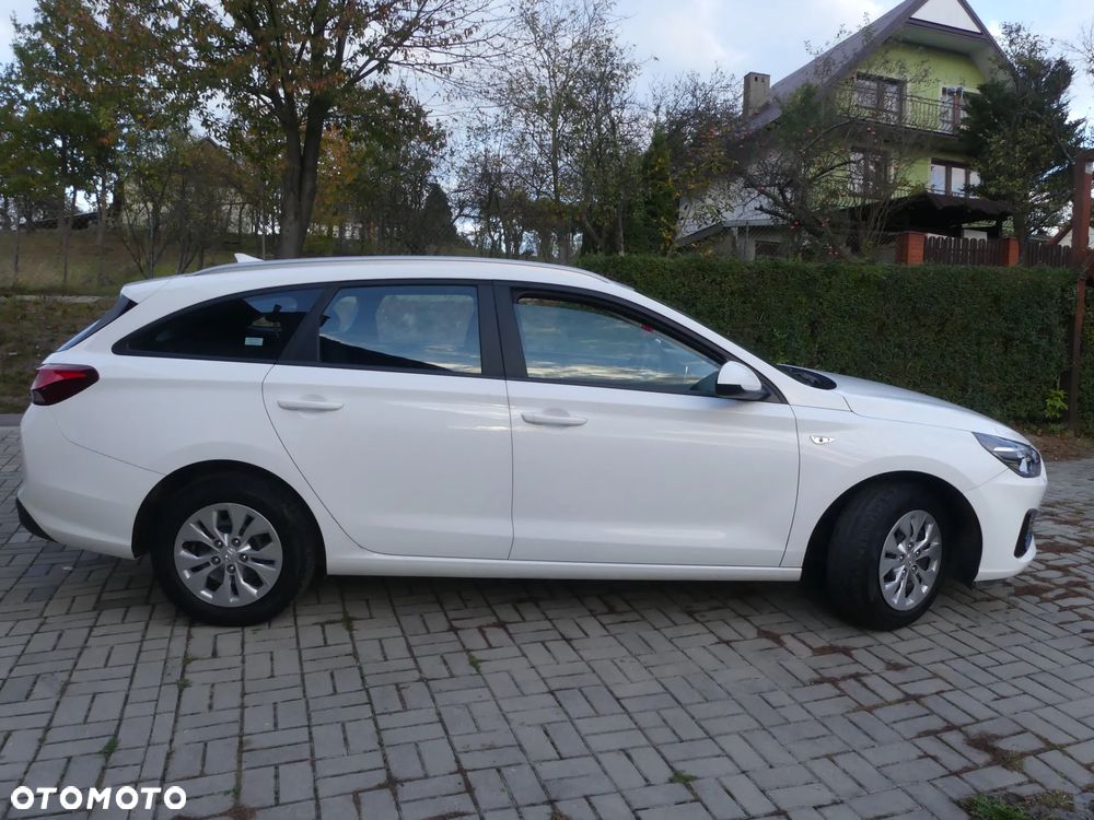 Hyundai i30 - 24
