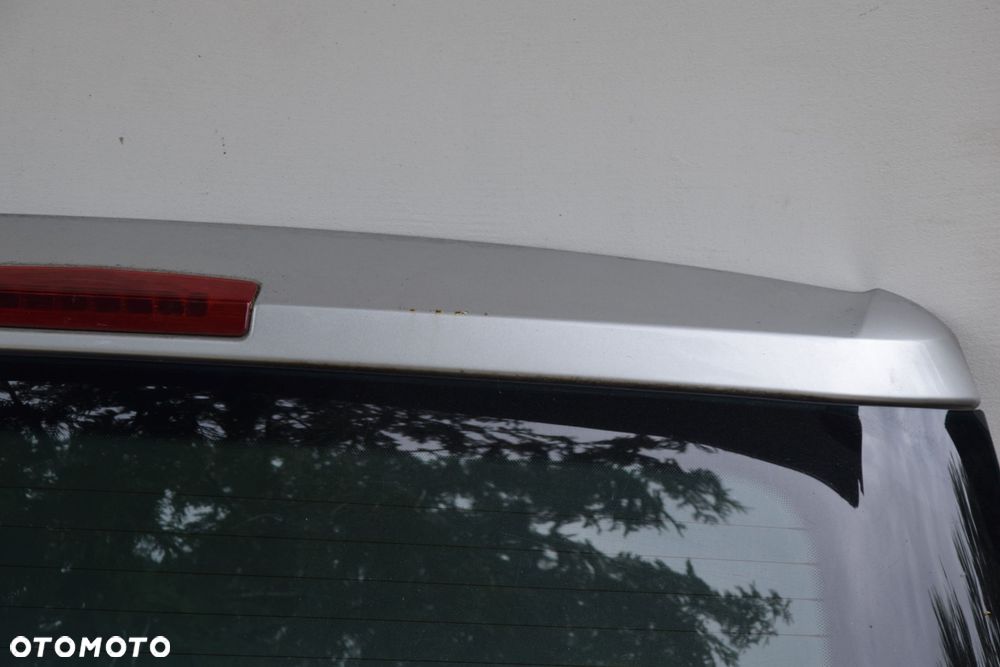Opel Zafira B 05-14 Klapa bagażnika srebrna kompletna Z157 - 5