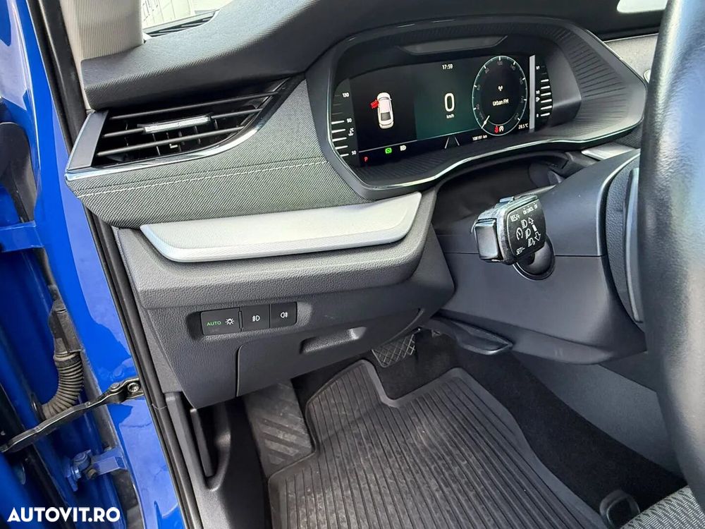 Skoda Octavia 2.0 TDI DSG Style - 26