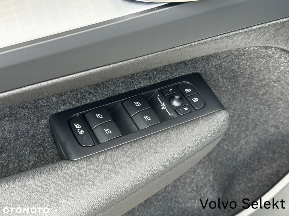 Volvo XC 40 B3 Core - 21