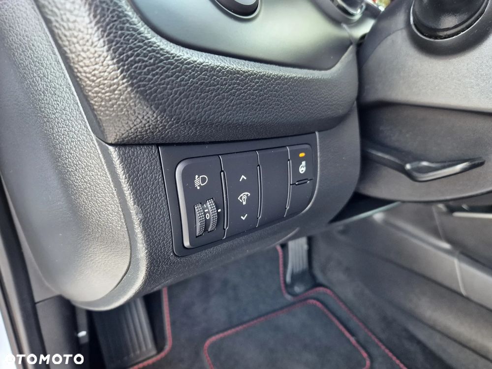 Kia Ceed 1.6 GDI Fifa World Cup Edition - 24