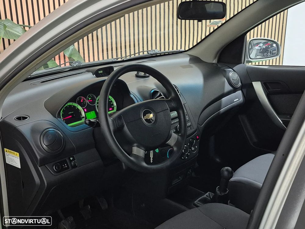Chevrolet Aveo 1.2 LS - 15