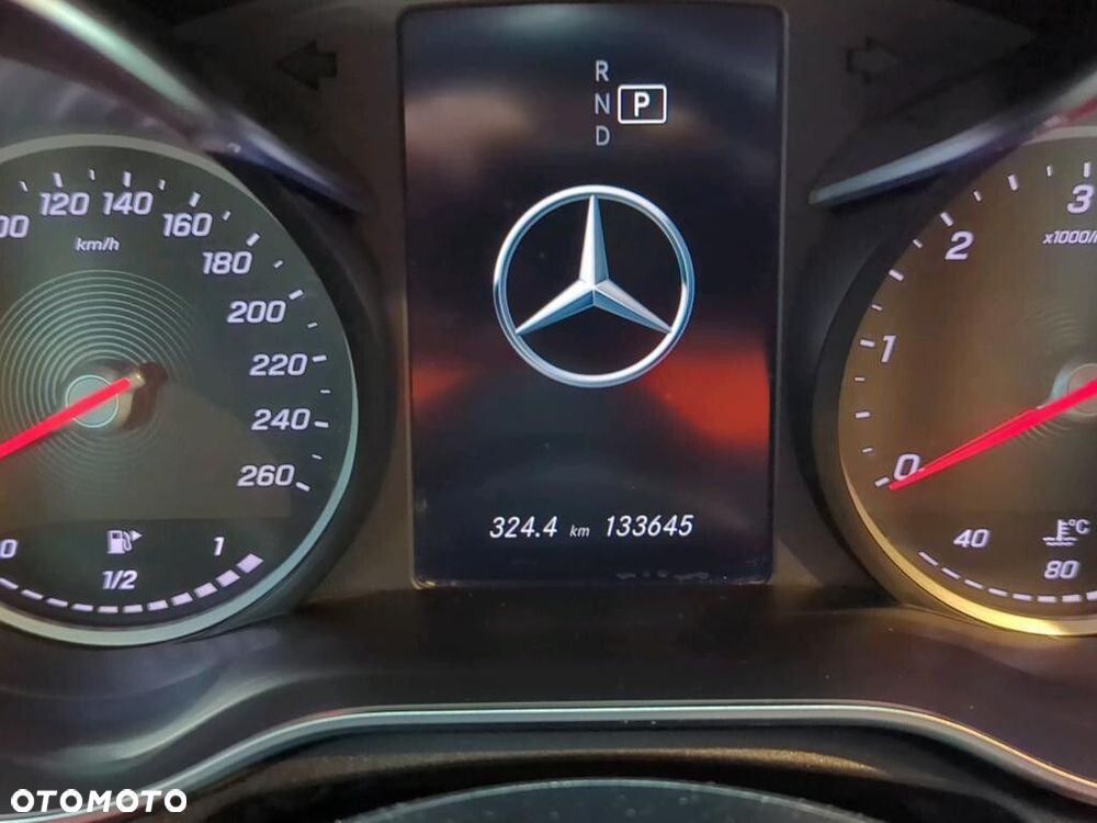 Mercedes-Benz Klasa C 200 d 9G-TRONIC - 12