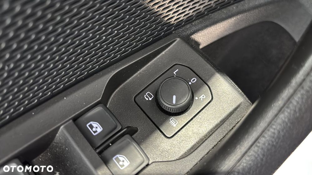 Skoda Octavia 1.5 TSI mHEV Selection DSG - 21