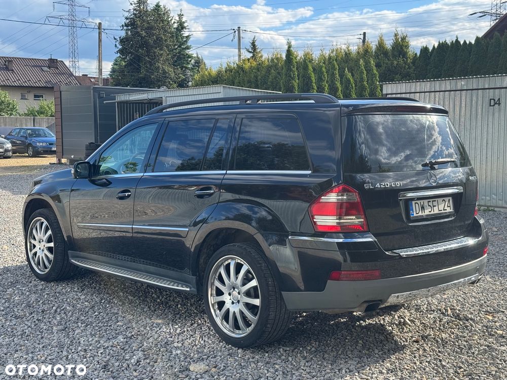 Mercedes-Benz GL - 4