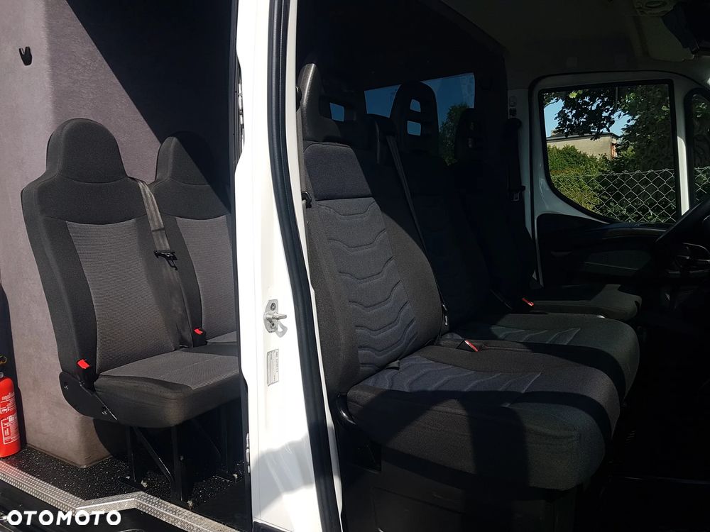 Iveco 50C15 DAILY 7-OSÓB BRYGADÓWKA BLIŹNIAKI MAXI DŁUGI WYSOKI KLIMA BLASZAK VAN FURGON HAK KRAJOWY - 6