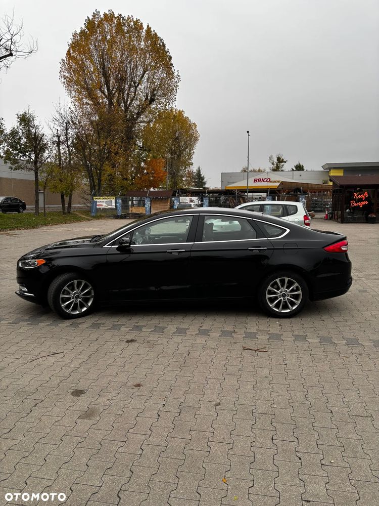 Ford Fusion - 4