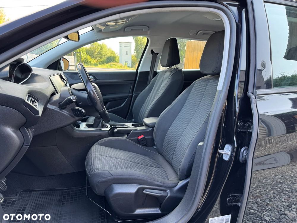 Peugeot 308 SW 1.6 BlueHDi Active S&S - 20