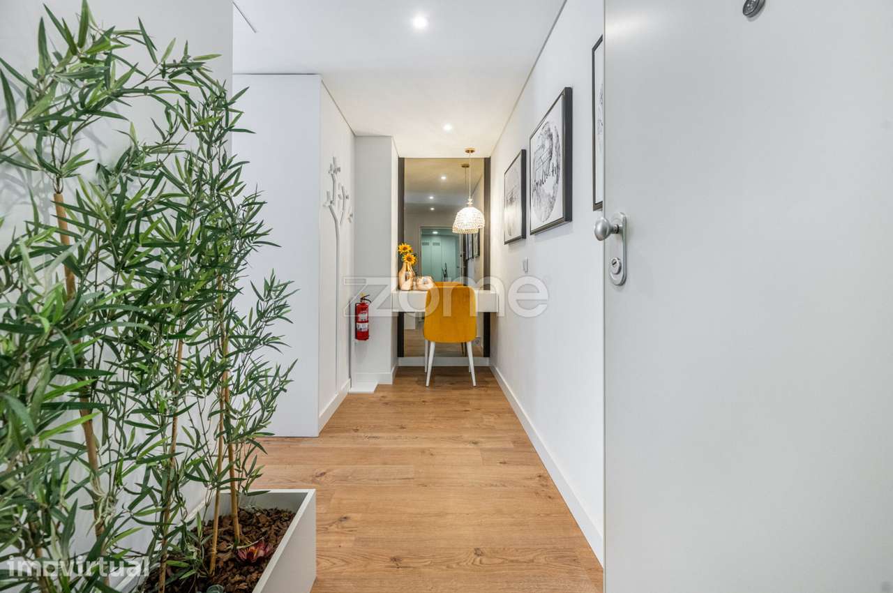 Apartamento T1 com Licença AL |Terraço 18 m2| Baixa do Porto - Grande imagem: 3/29