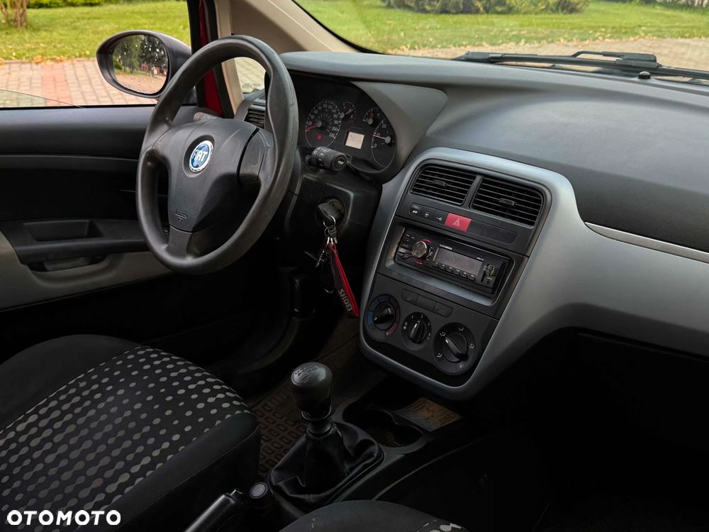 Fiat Punto 1.2 8V Actual - 5