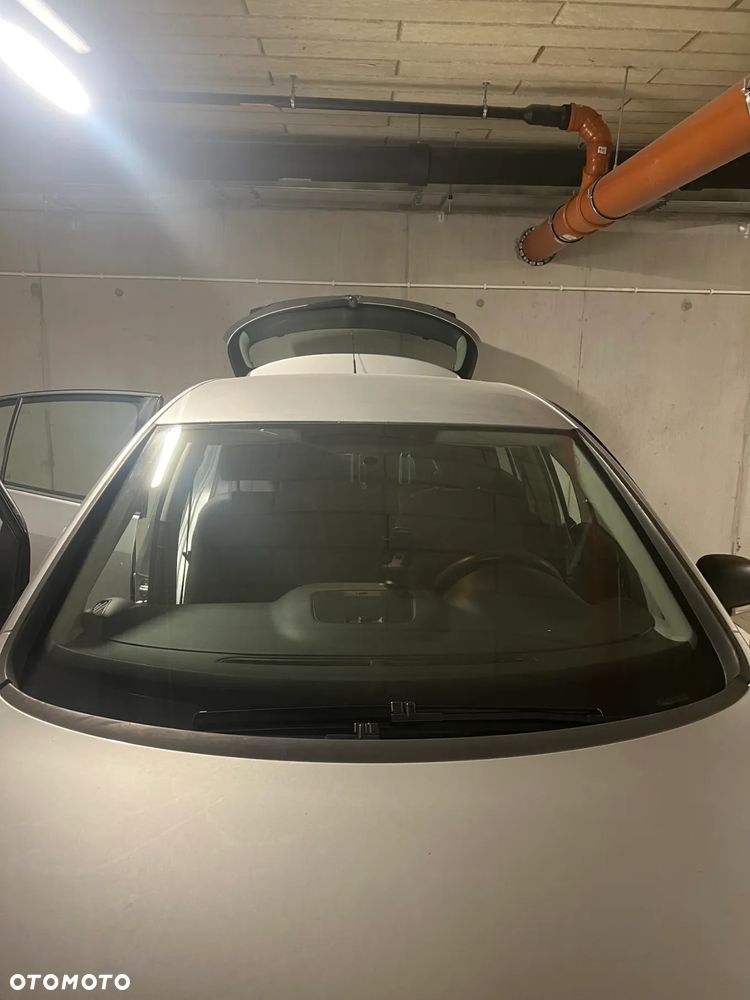 Volkswagen Golf Plus - 19