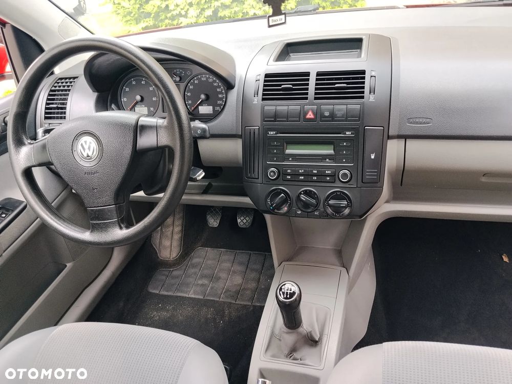 Volkswagen Polo - 23