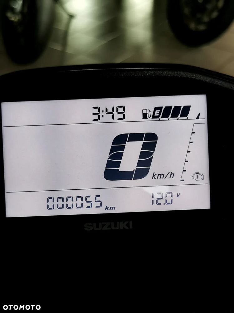Suzuki Burgman - 8