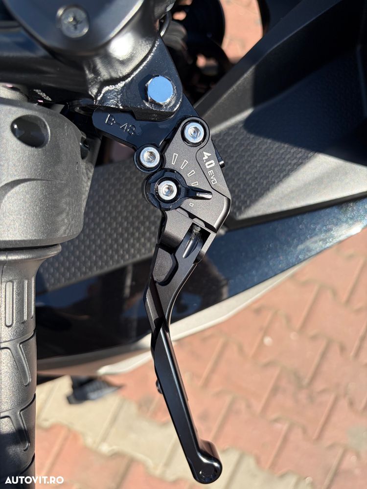 Kawasaki Ninja 500 - 8