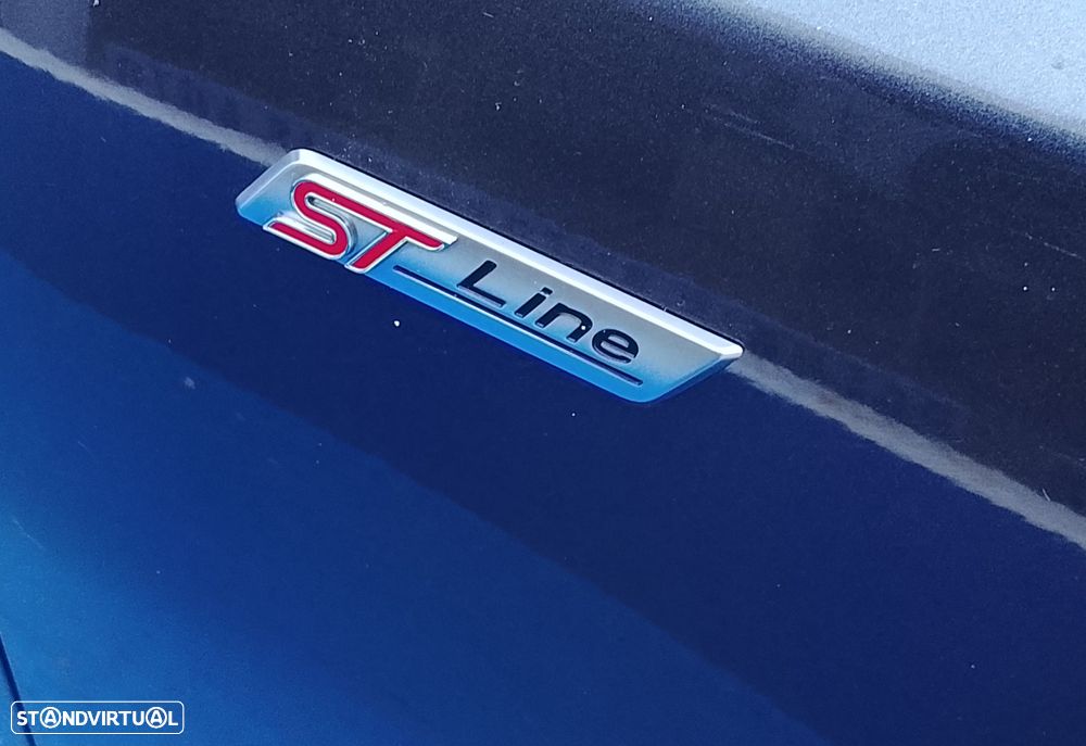 Ford Focus 1.0 EcoBoost MHEV ST-Line - 23