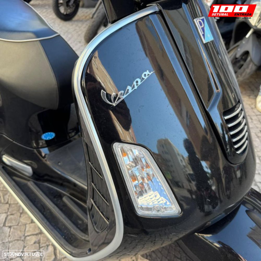 Piaggio Vespa GTS Supersport 300 - 6