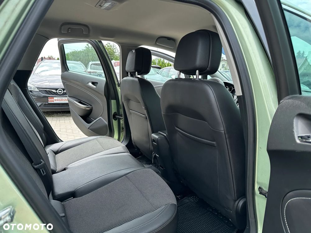 Opel Astra - 22