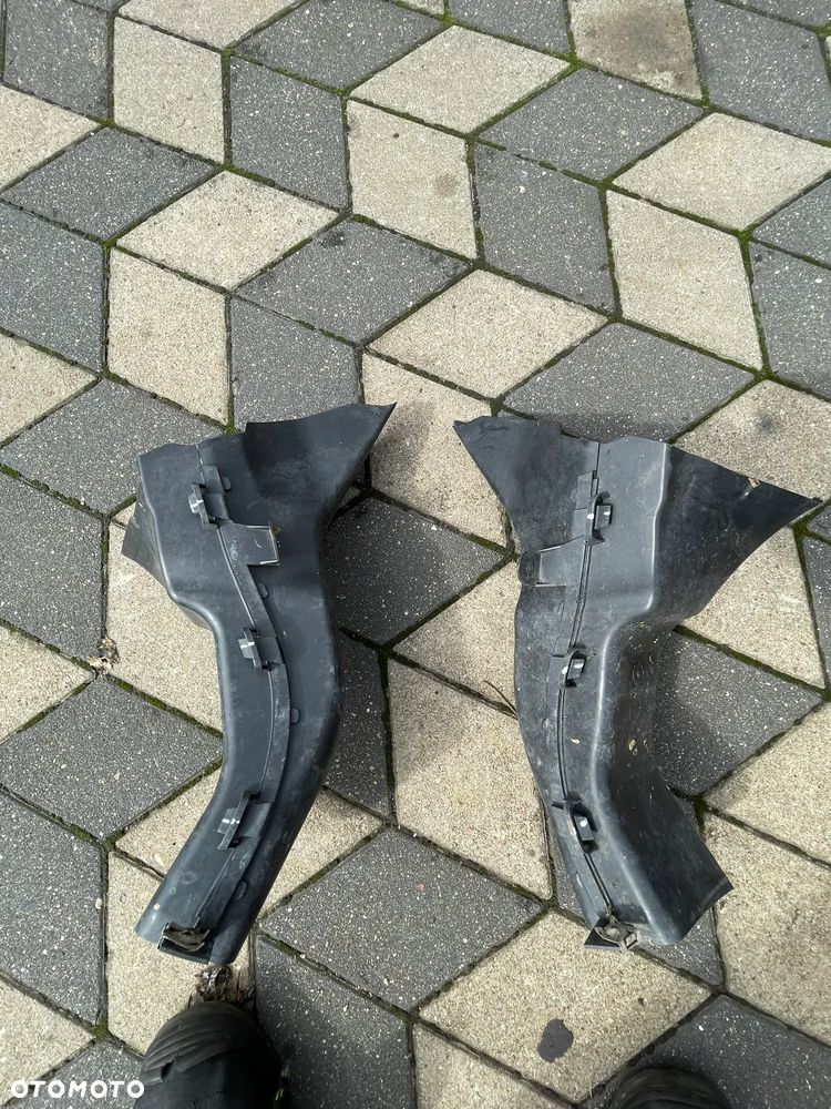 Bmw F30 Wloty powietrza hamulców - 1