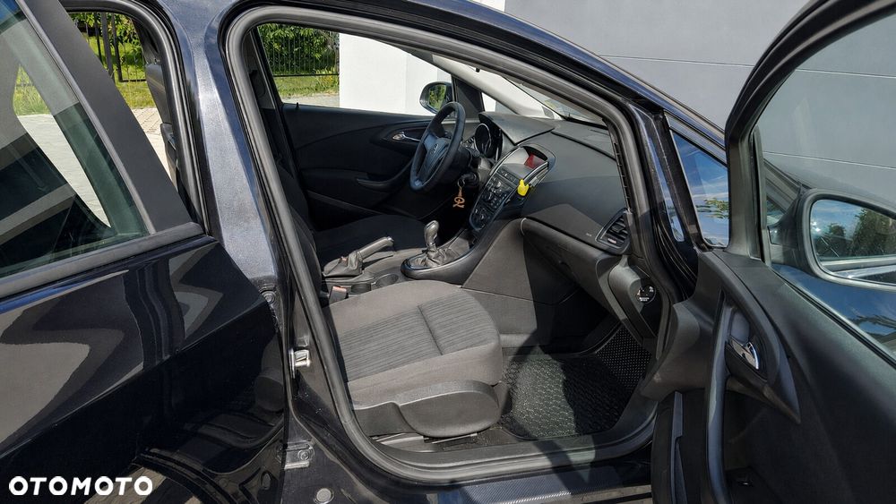 Opel Astra 1.4 T Sport EU6 - 10