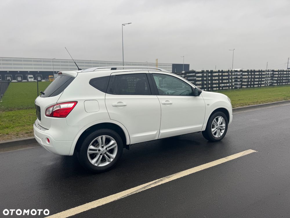 Nissan Qashqai 2.0 dCi DPF I-Way - 4