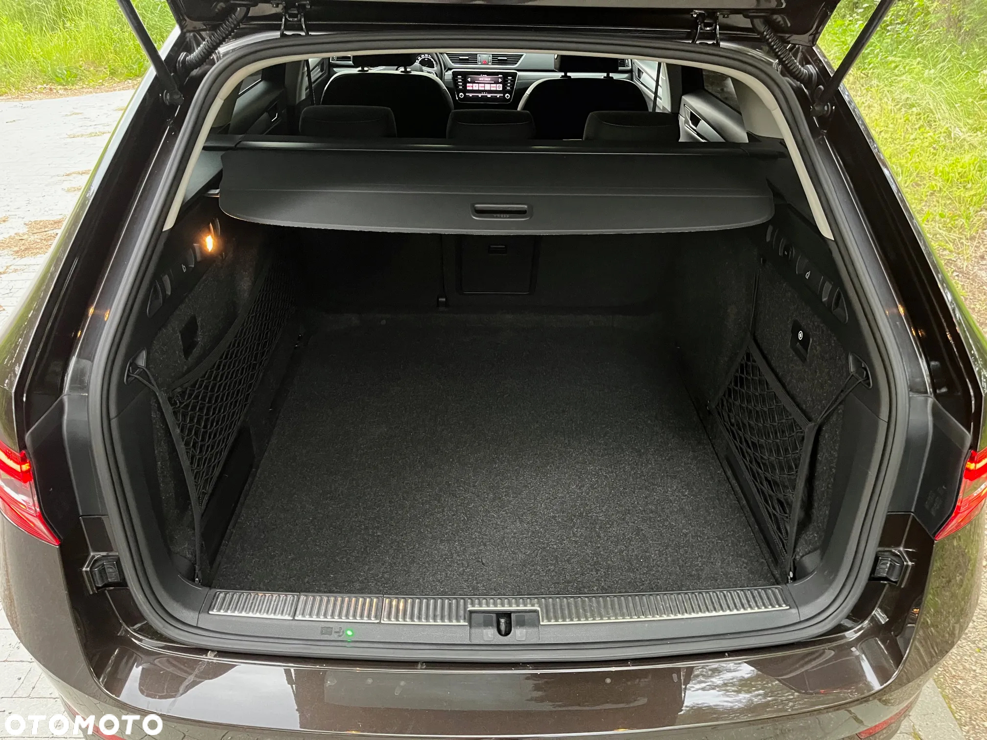 Skoda Superb 2.0 TDI Style - 36