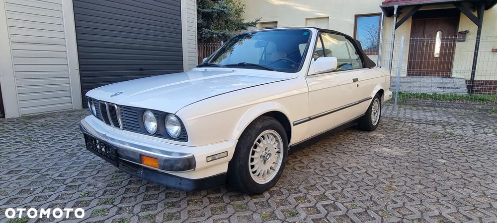 BMW Seria 3 325i - 2