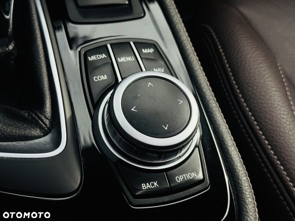 BMW Seria 2 218d Sport-Aut Luxury Line - 30