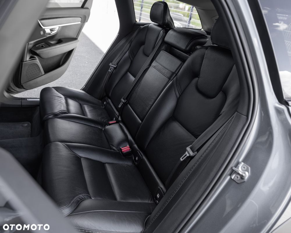 Volvo V90 Cross Country D4 AWD Geartronic Pro - 17